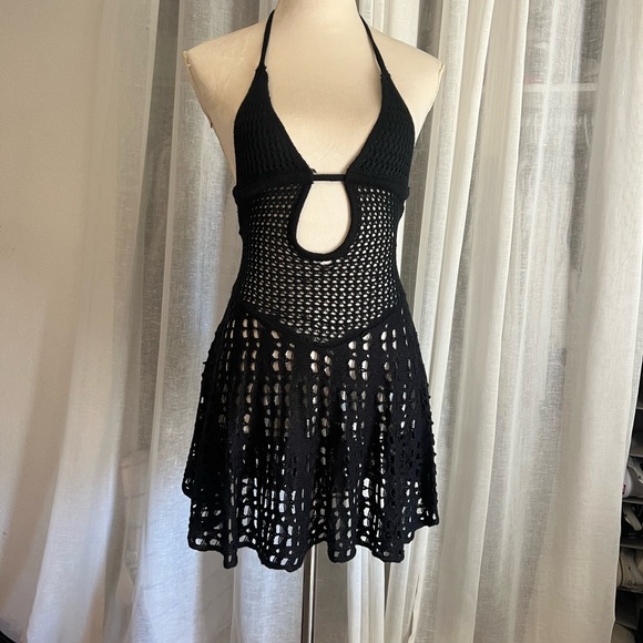 OUTCAST black swim coverup - Picture 4 of 7